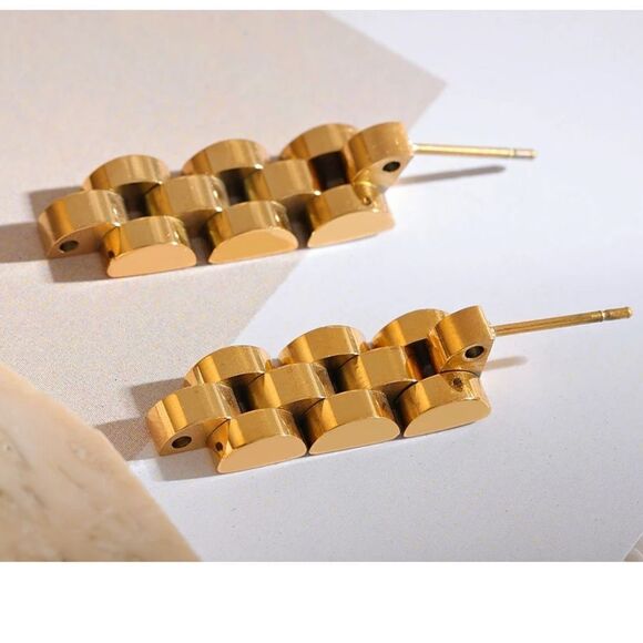 #39 New Gold Chain Link Drop Earrings - Picture 7 of 10